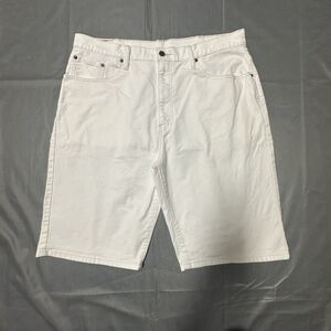 Levis 569 Denim Shorts Men's 38  Loose Fit White Flat Front Baggy Painter Canvas
